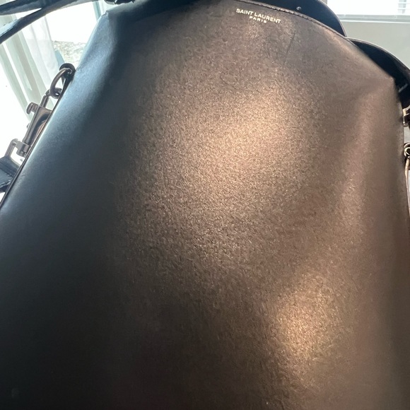 Saint Laurent Aidan North/South Small Camera Bag in Smooth Leather - Picture 2 of 4